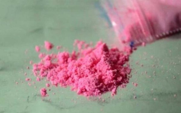 Rosa Peruanisches Kokain Zum Verkauf
